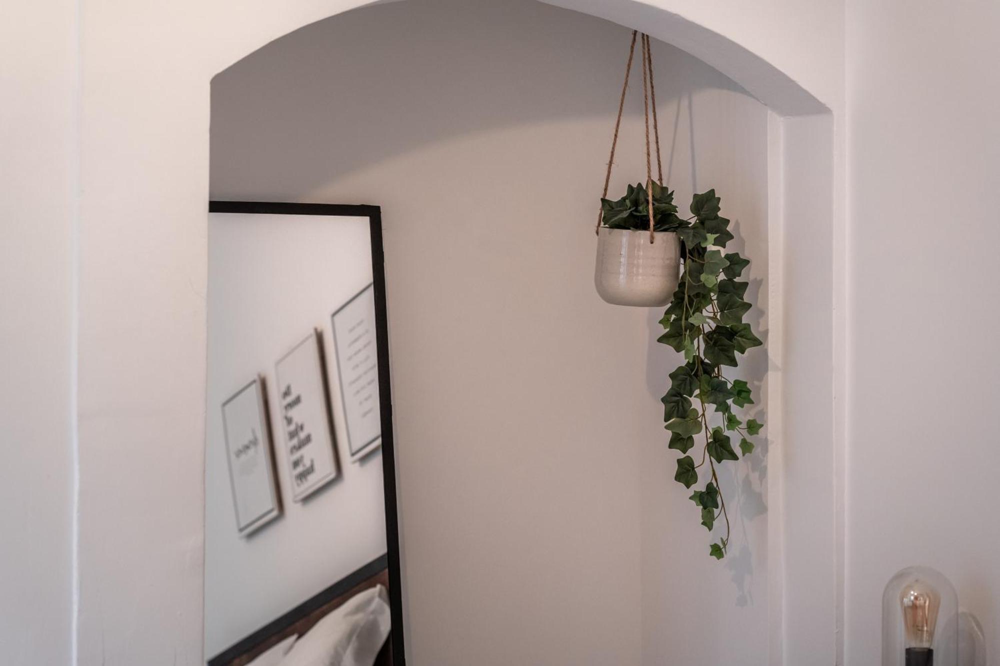 Lejlighed Lovely 2 Bedroom In The Heart Of