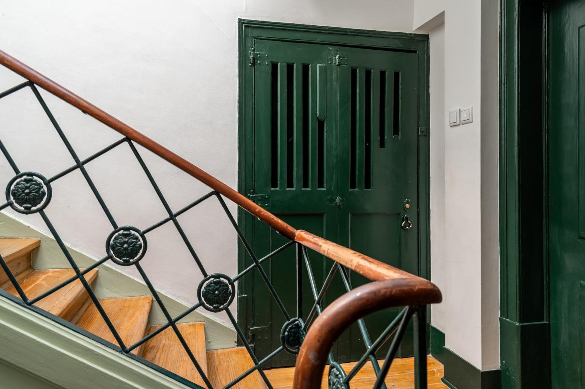 Lejlighed Lovely 2 Bedroom In The Heart Of Lisboa