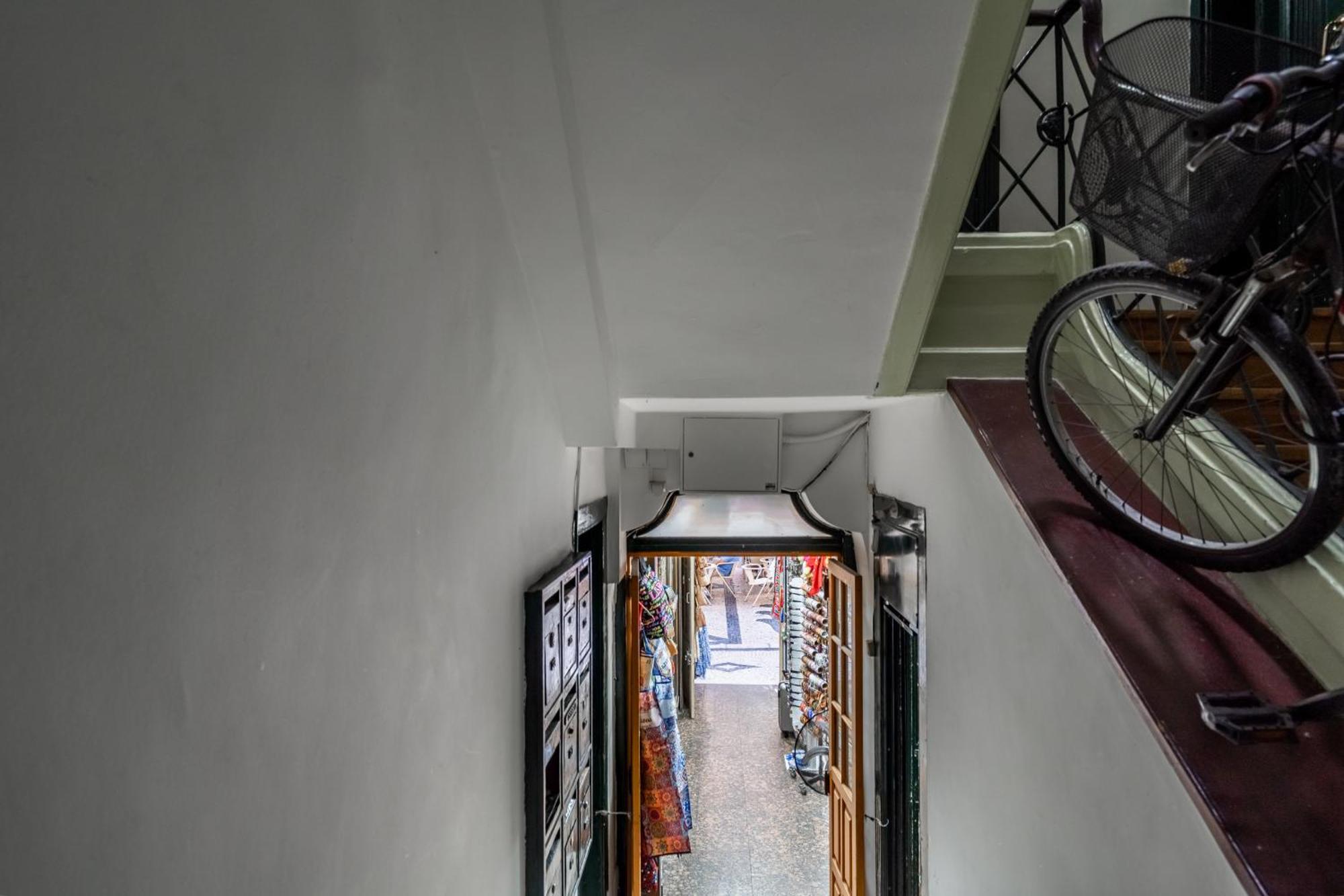 Lovely 2 Bedroom In The Heart Of Apartment Lisbon