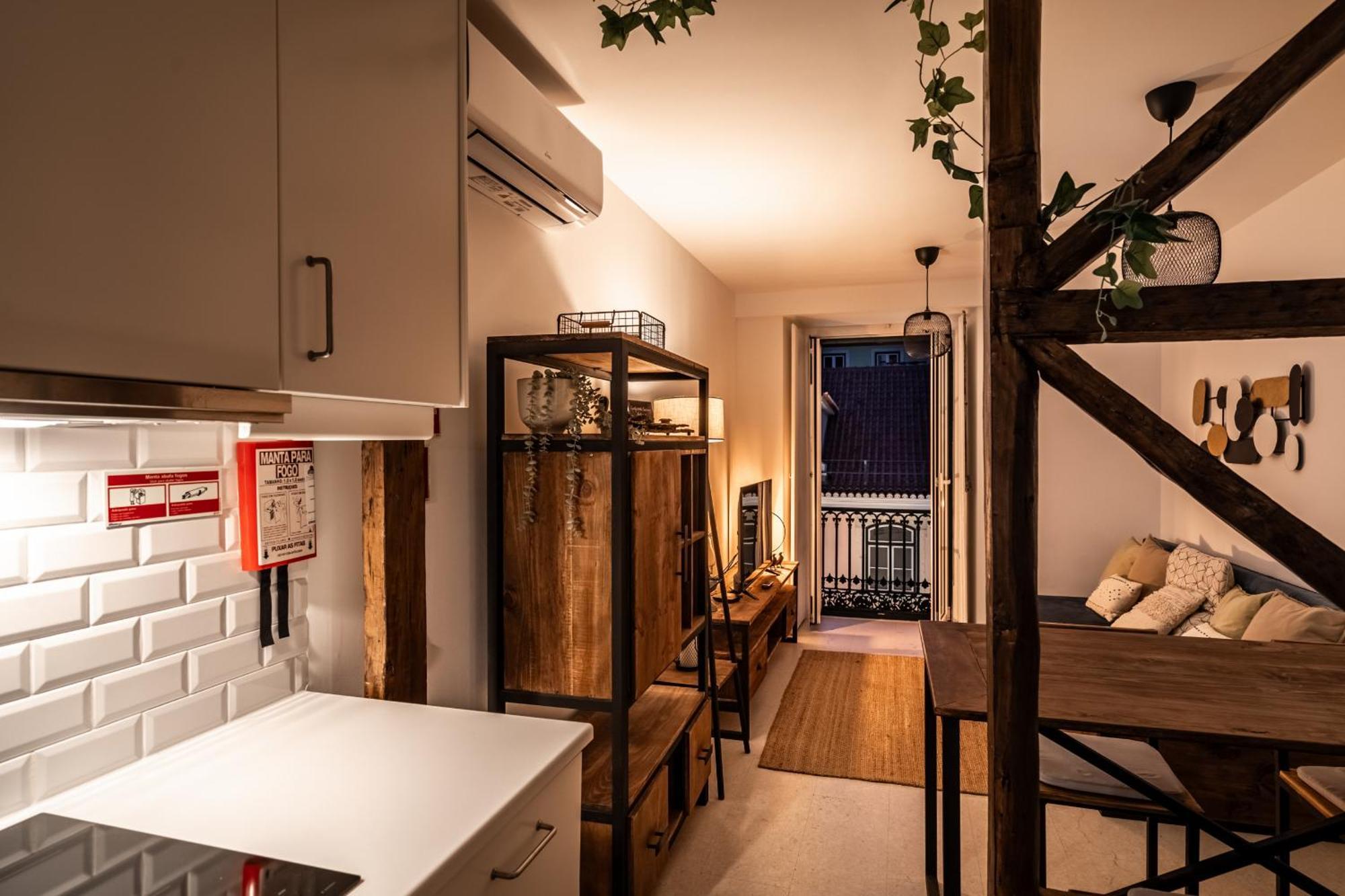 Lovely 2 Bedroom In The Heart Of *