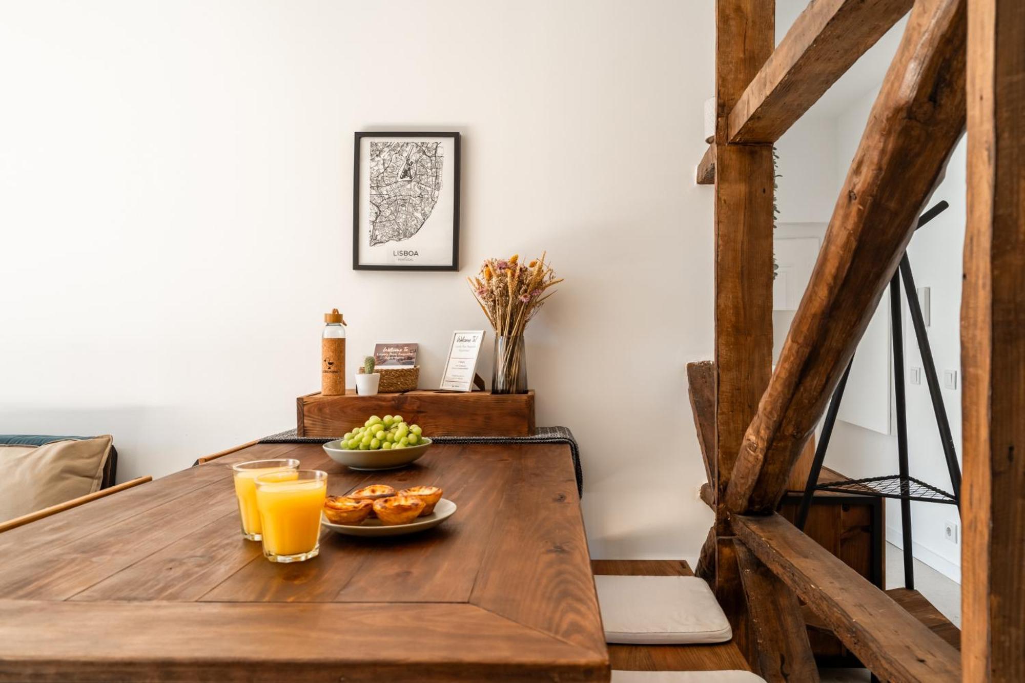Lovely 2 Bedroom In The Heart Of Lisbon